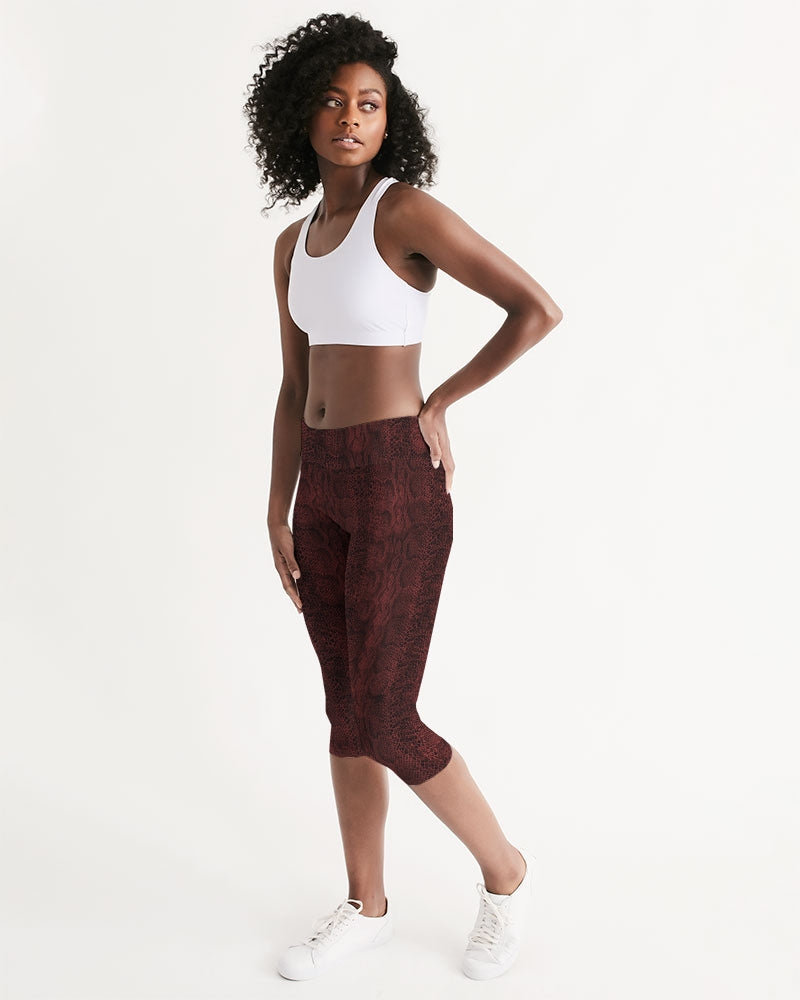 Red Snake Women's Mid-Rise Capri