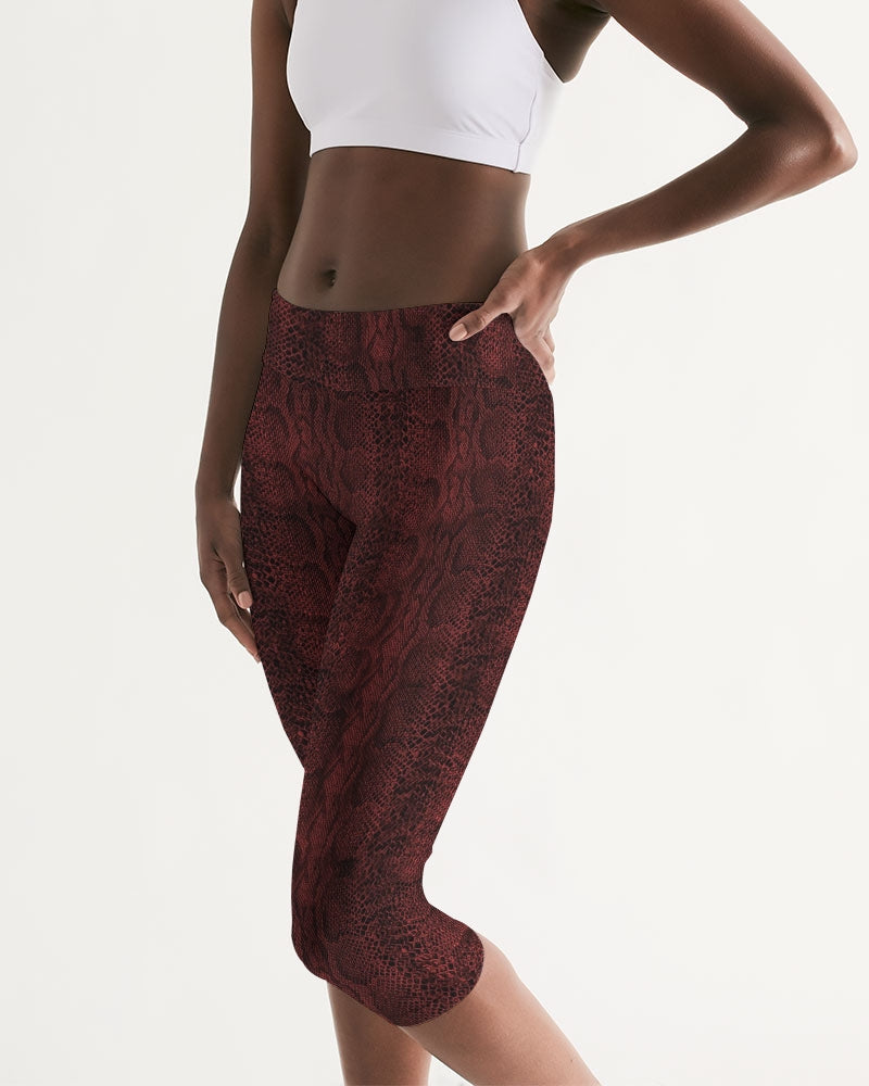 Red Snake Women's Mid-Rise Capri
