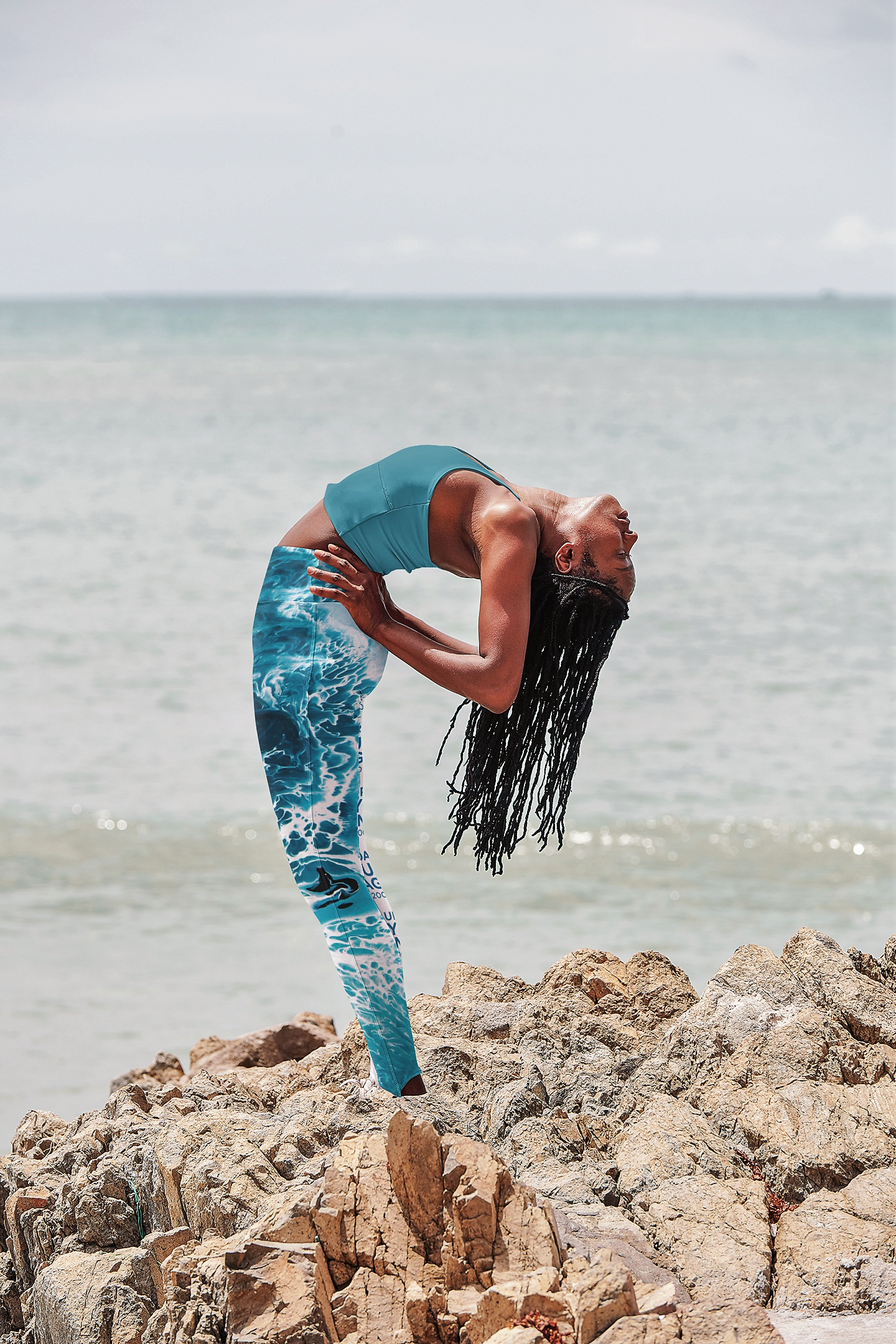 Crossover leggings with side-pockets-Cascade